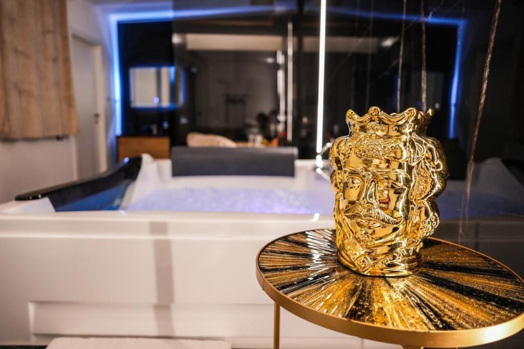 Superior Suite Palermo Luaran gambar