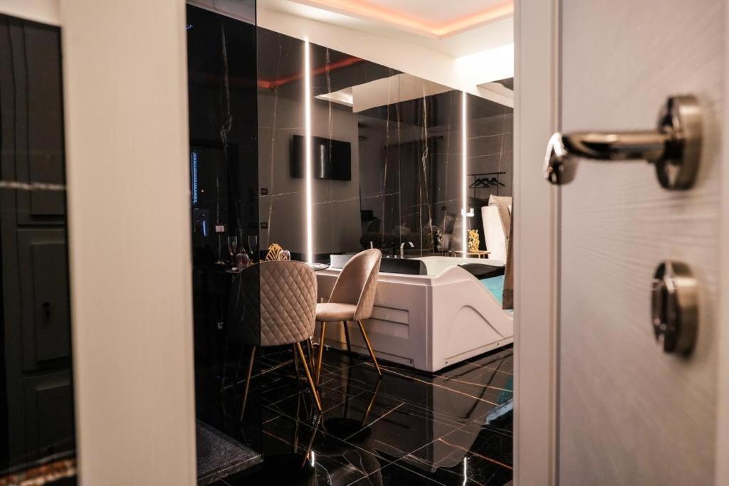 Superior Suite Palermo Luaran gambar